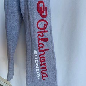 Oklahoma Sooners Gildan sweatpants sz M Heavyblend